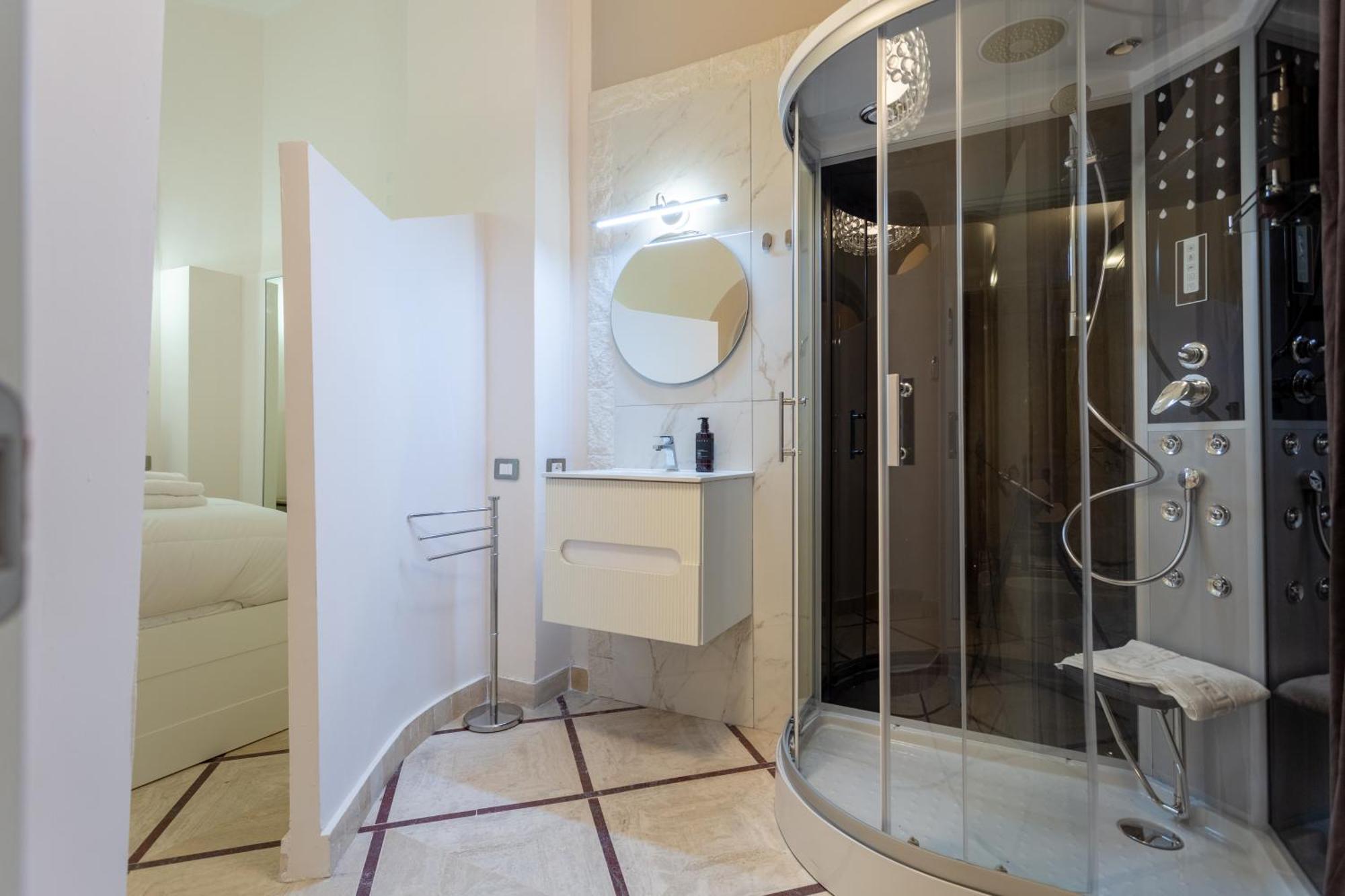 Oliviero - Piazza Navona Apartment