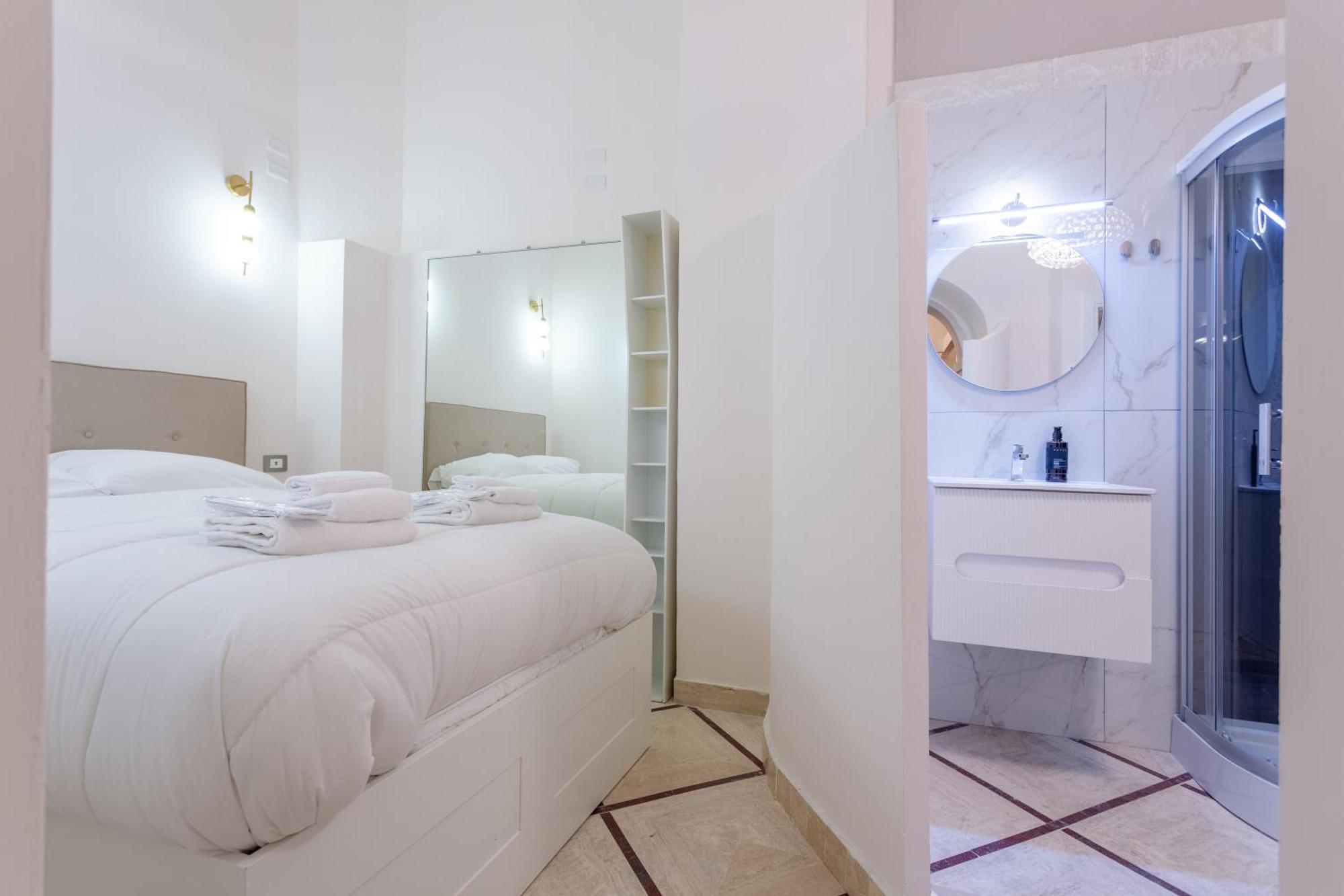 Oliviero - Piazza Navona Apartment